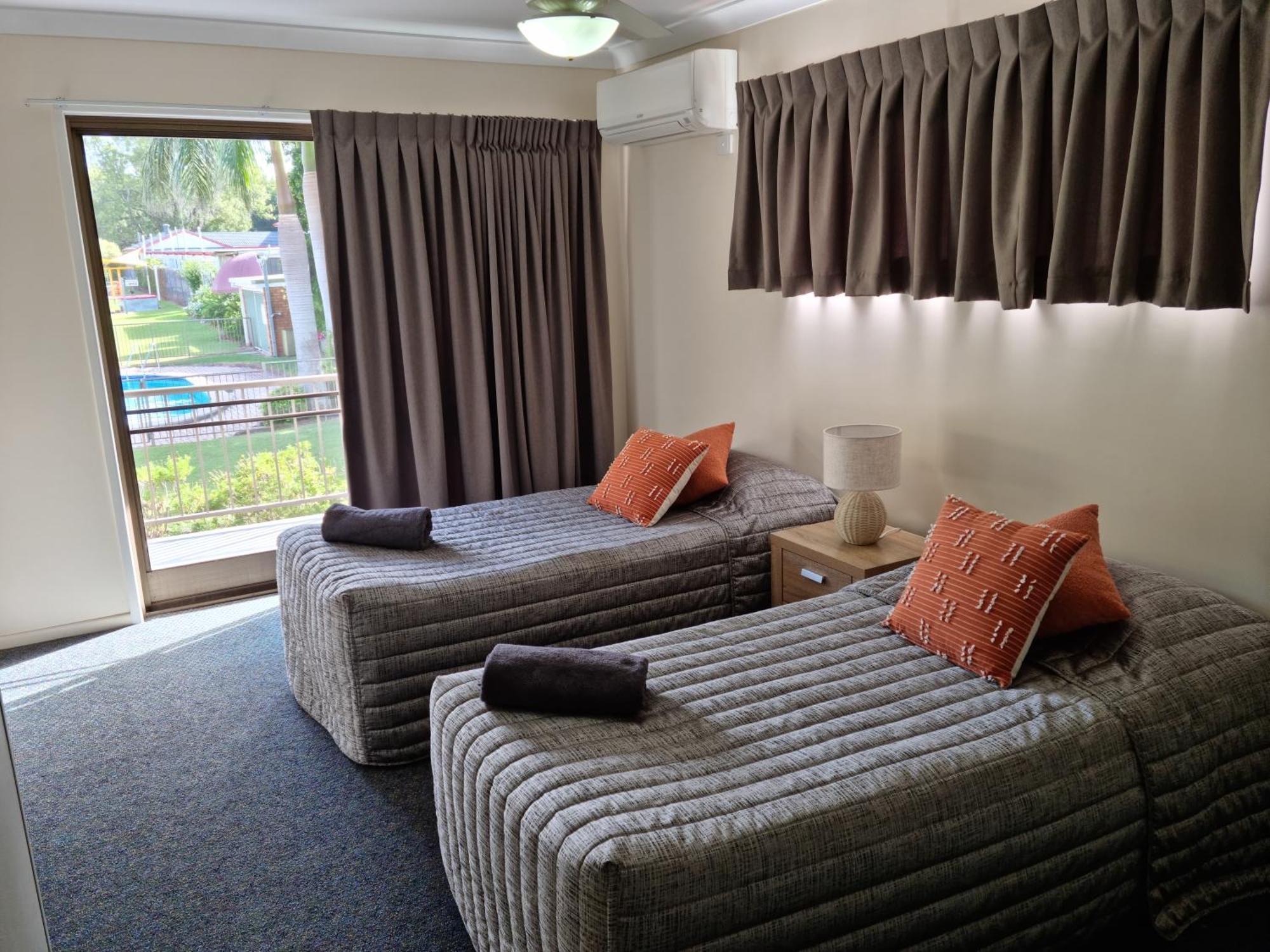 Whiteoaks Motel & Lodges Toowoomba Bagian luar foto